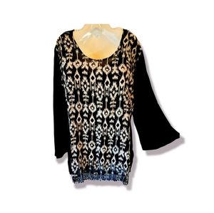 NWT India Boutique Plus Size (L-1X) Tribal Print Long Sleeve Lace Hem Top